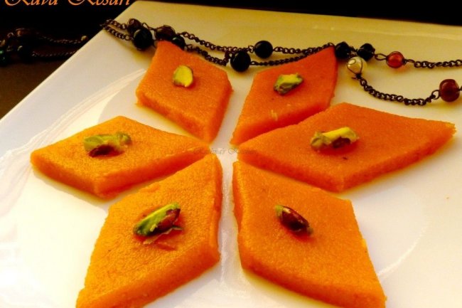 Rava Kesari Recipe | How to make Kesari in Tamil | Kesari bath recipe | DheivamTV - Naivedyam